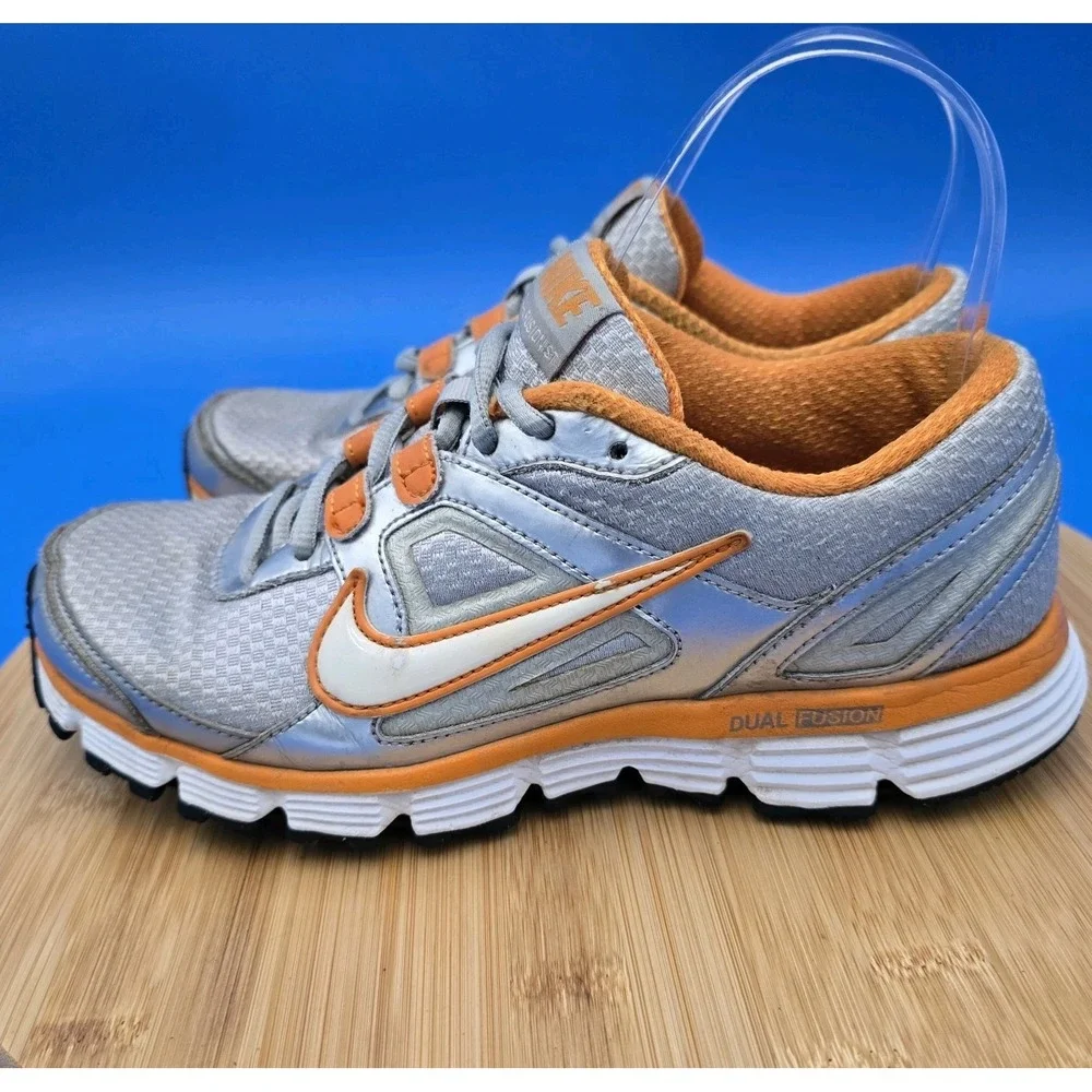 Nike Dual‎ Fusion ST Women's 407847-002 Orange/Silver Running Shoes Size 6.5